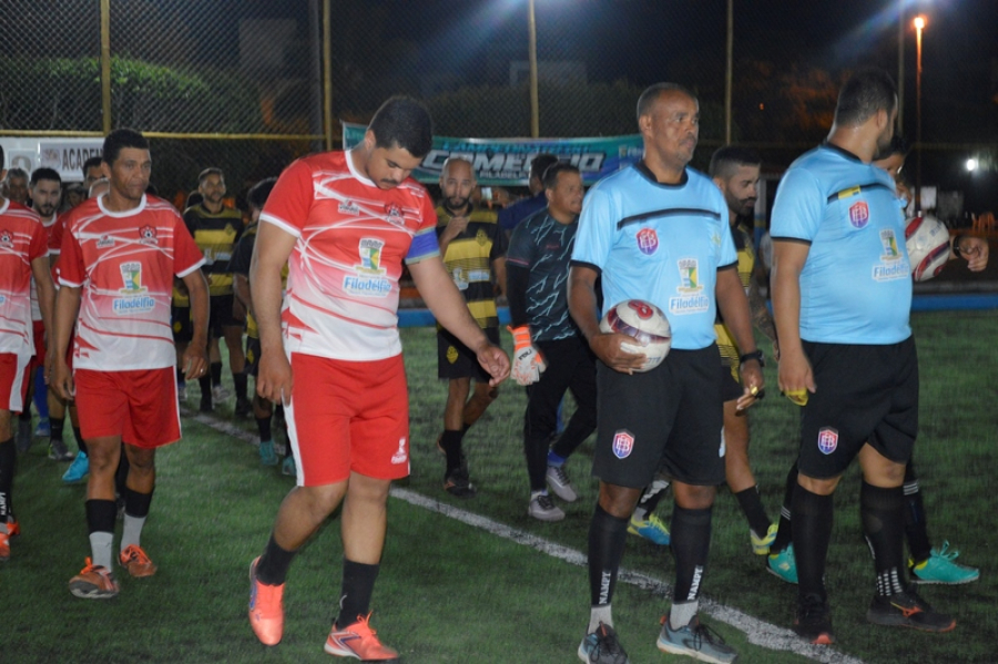 Último jogo da fase de grupos define classificados para as quartas de final do Campeonato do Comércio 2025.