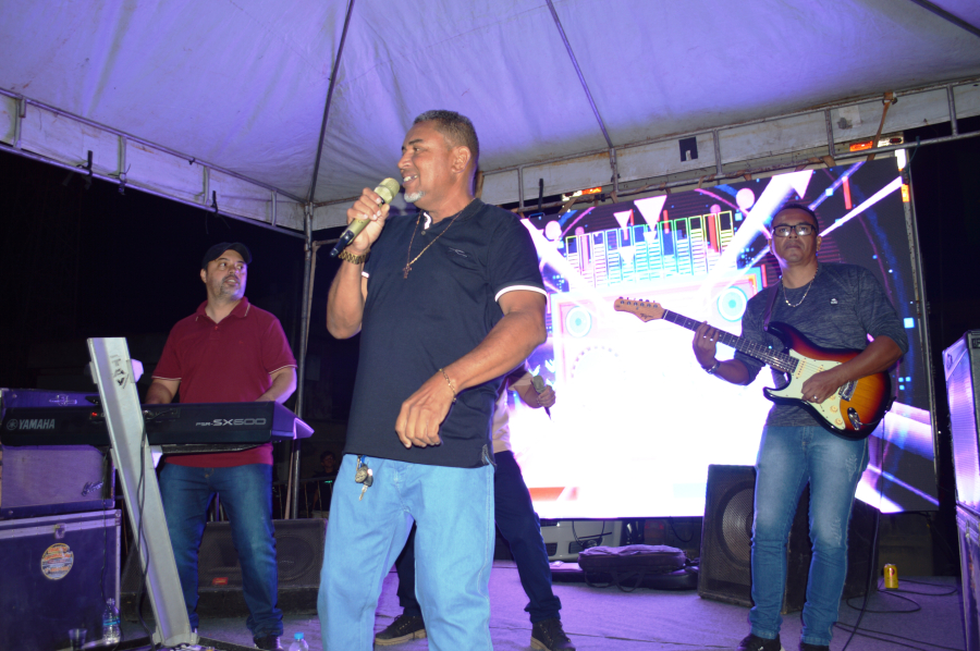 Primeiro dia da Festa de Setembro agita Filadélfia e hoje tem muito mais atrações