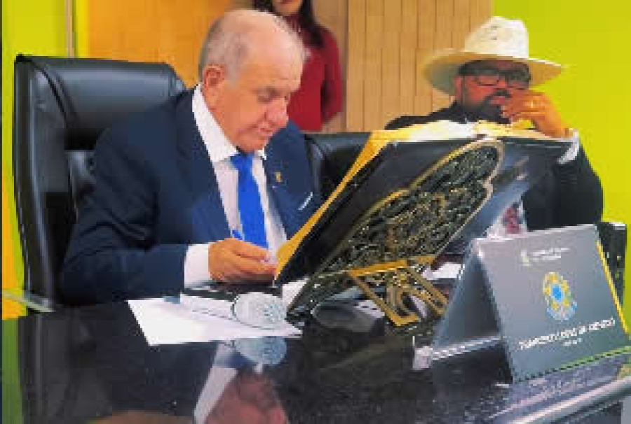 Câmara de Filadélfia realiza sessão sem pautas relevantes e levanta críticas sobre produtividade