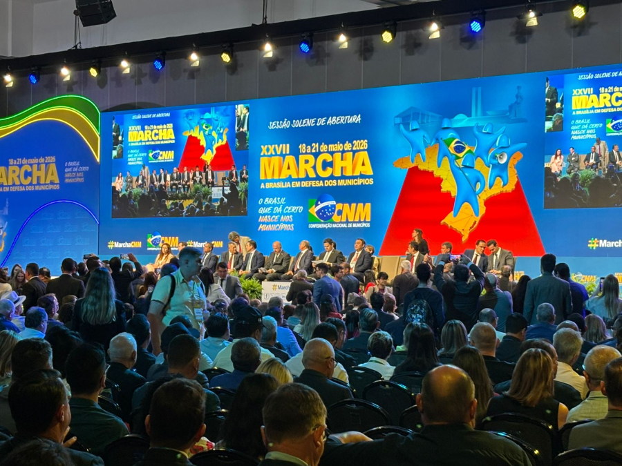 Prefeito Dr. André participa da Marcha dos Prefeitos em Brasília buscando investimentos para Filadélfia