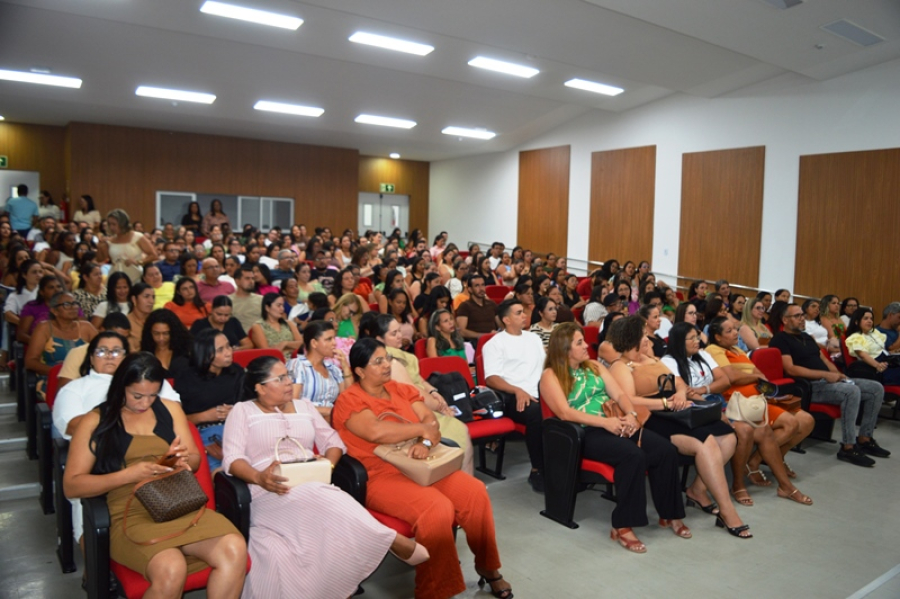Filadélfia reúne profissionais da Educação em formação continuada sobre inclusão no Colégio Cecentino Pereira Maia e na CLIPEM